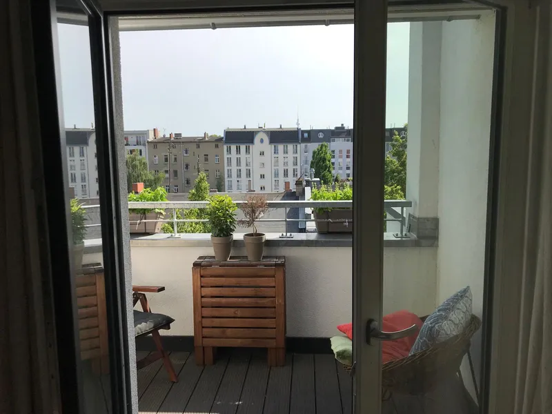 3-Zimmer-Wohnung mit Blick über die Stadt — photo 1